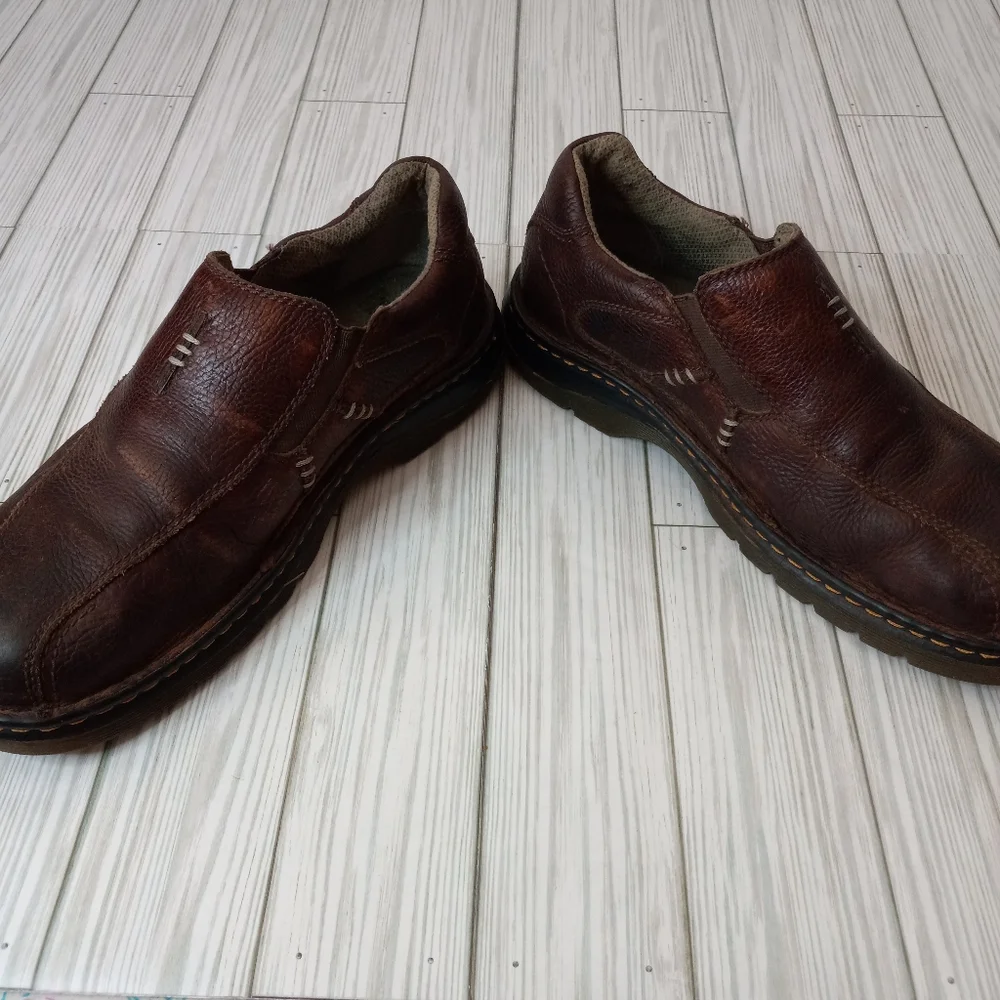 Vintage Dr. Martens Y2K Leather Casual Slip-On Loafer Boots